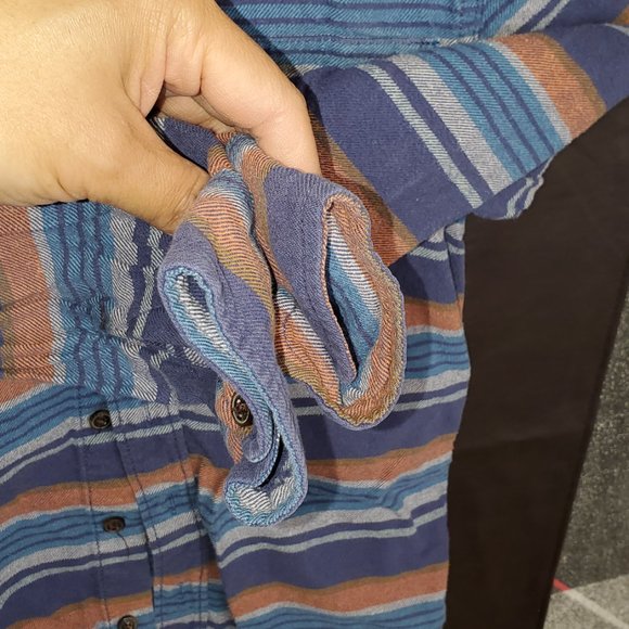 3/$20 Oshkosh B’gosh hoodie sweatshirt size 8 - Picture 4 of 6